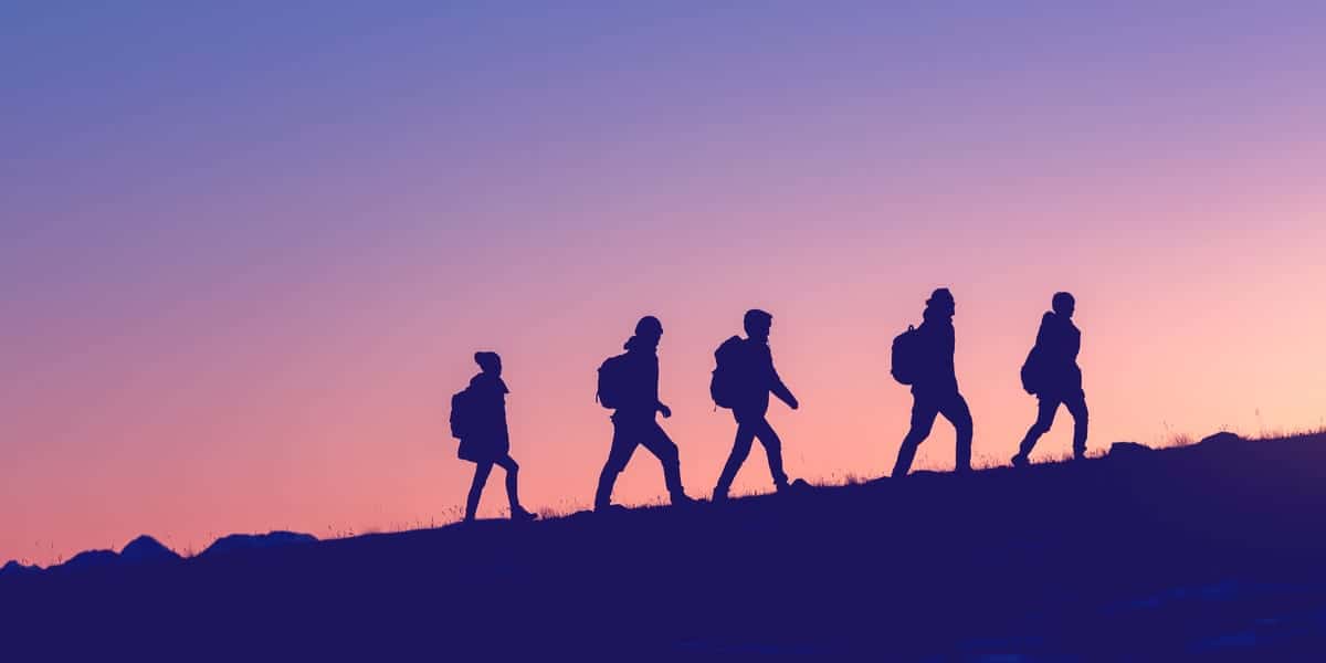 suivi-client-8-etapes-1 suivi client en fil indienne sur la montagne